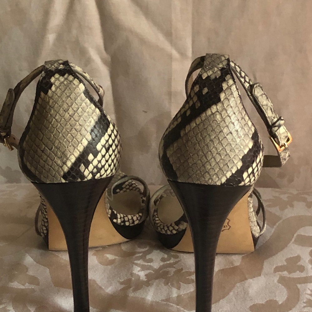Tory Burch Snake Heels Shoes Worn Once! SZ 10M - Picture 4 of 5